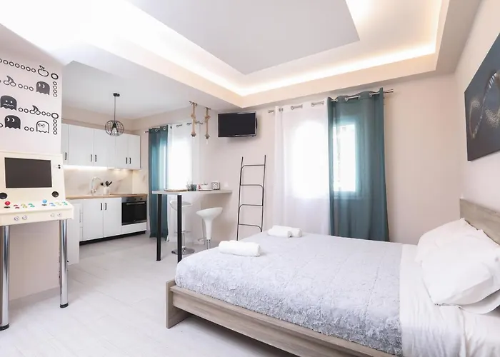Arcade Game House-Luxury Studio In Corfu Town